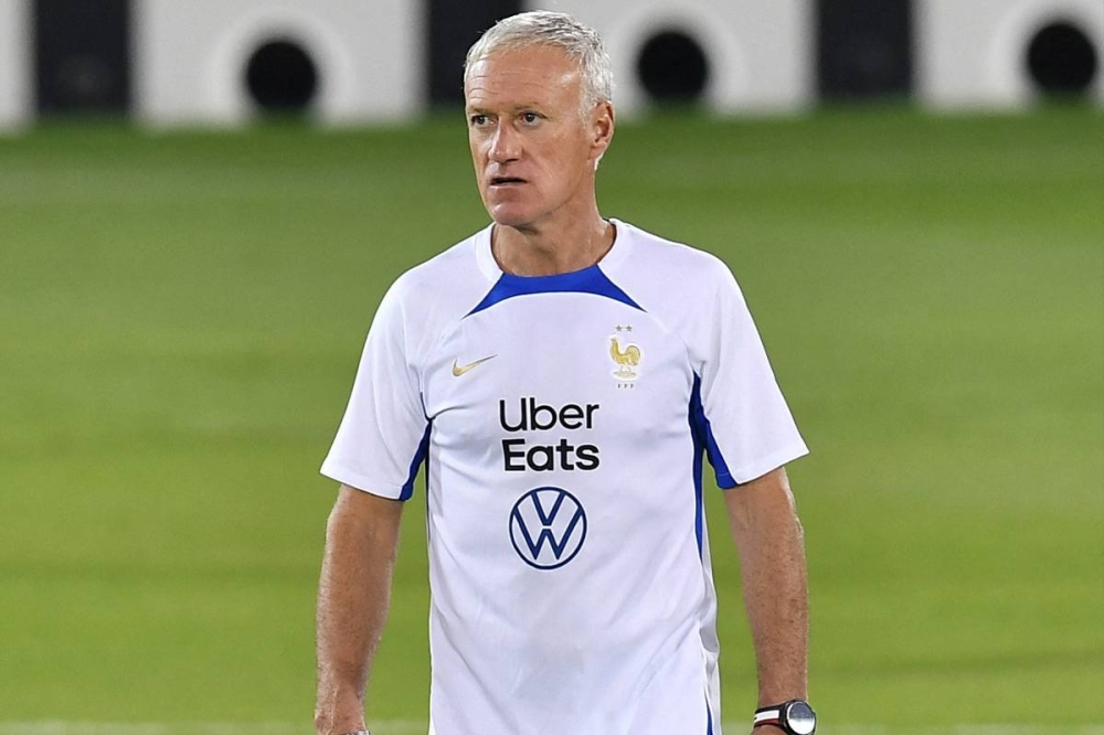 مدرب المنتخب الفرنسي لكرة القدم ديديه ديشان 