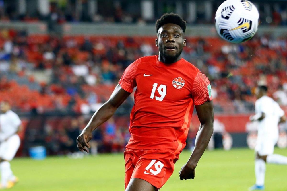 ألفونسو ديفيس 