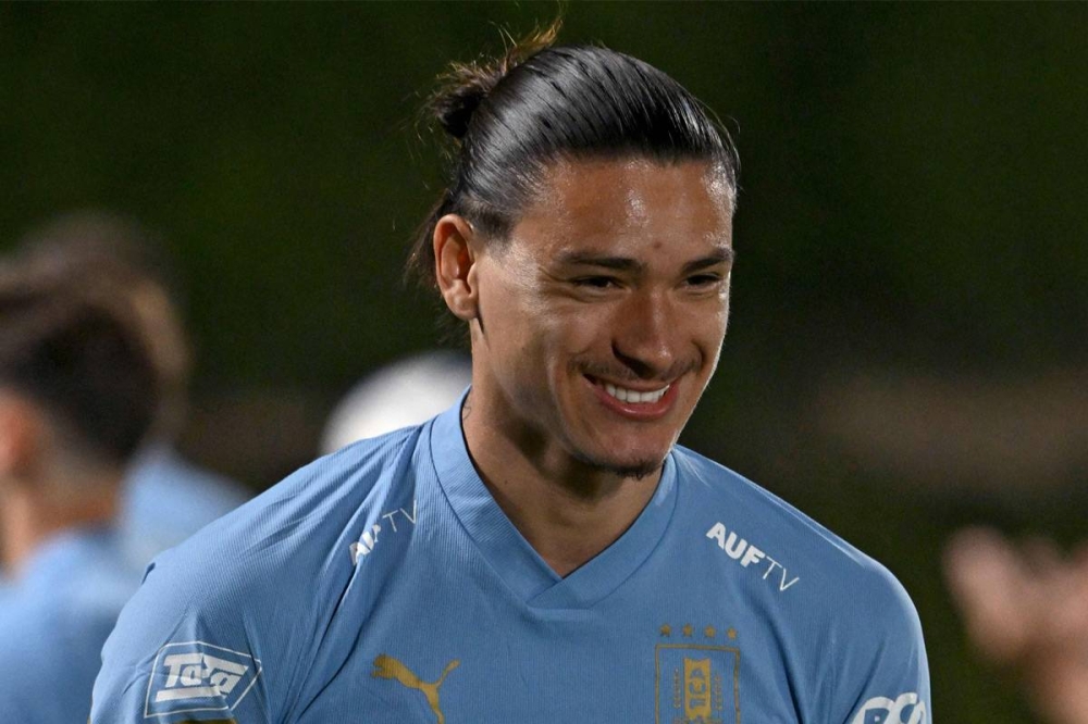 مهاجم ليفربول داروين نونيز 