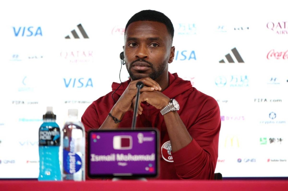 إسماعيل محمد مهاجم المنتخب القطري لكرة القدم