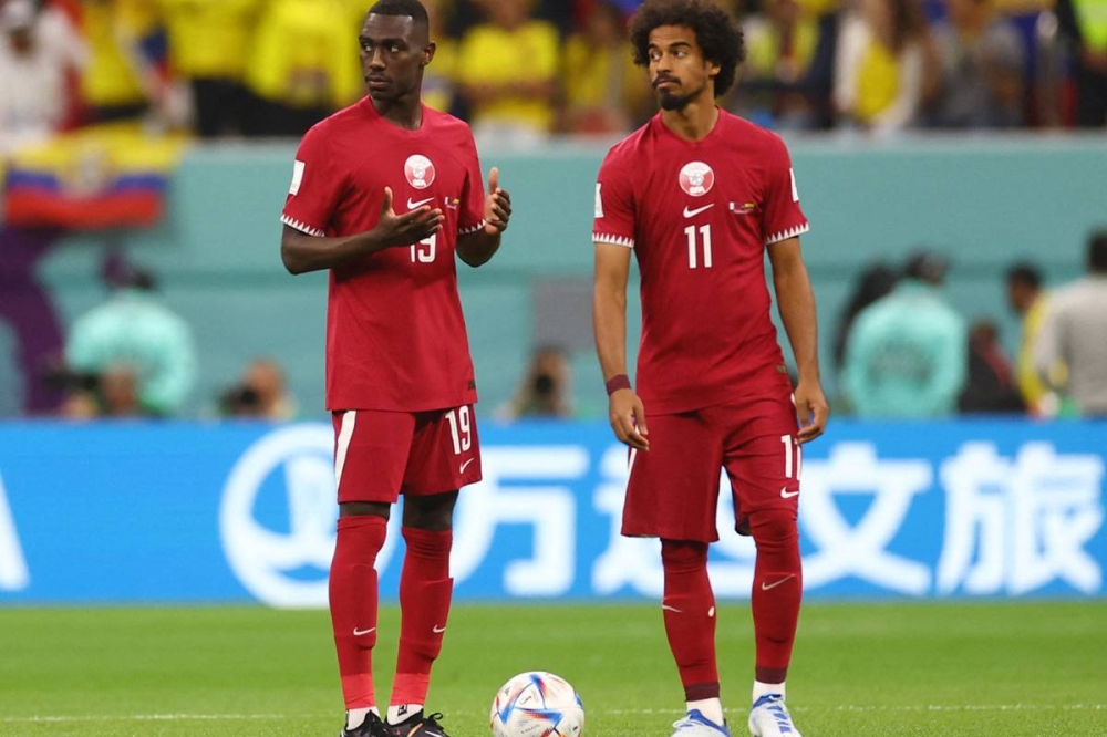 المعز علي نجم المنتخب القطري 