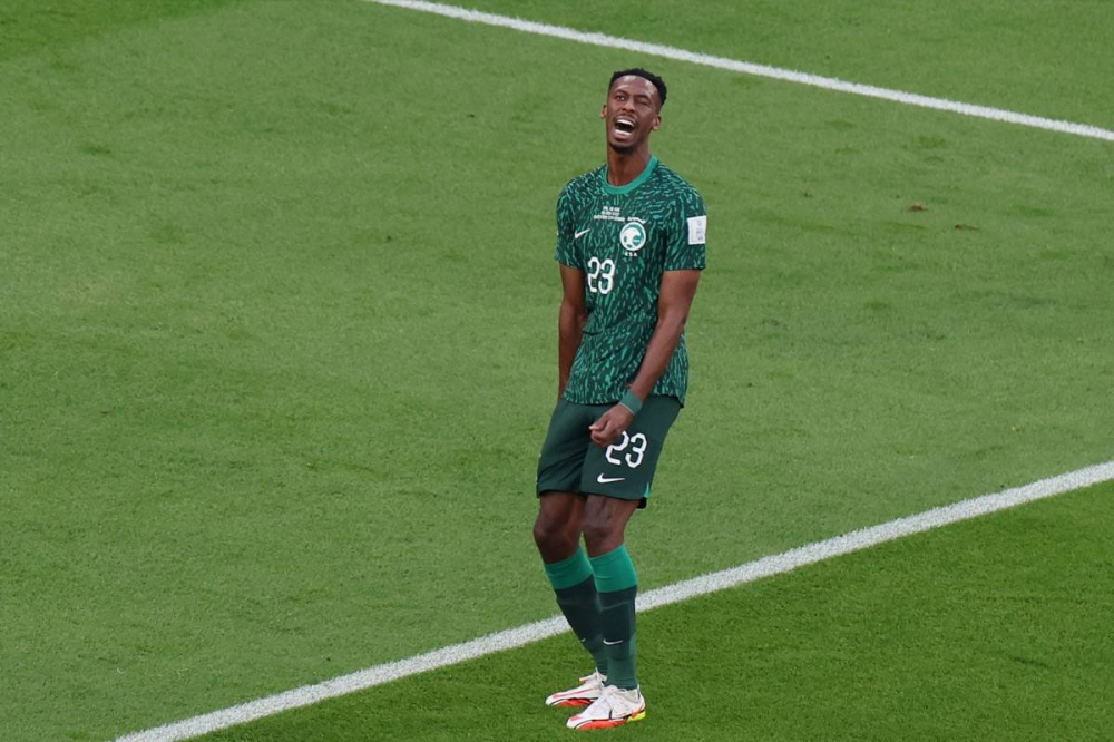 محمد كنو لاعب خط وسط المنتخب السعودي