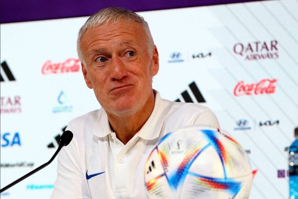 ديدييه ديشان مدرب «الديوك» 