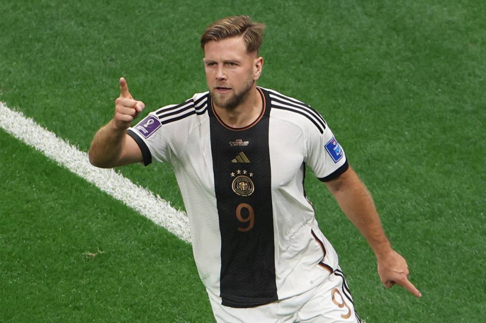 نيكلاس فولكروغ 