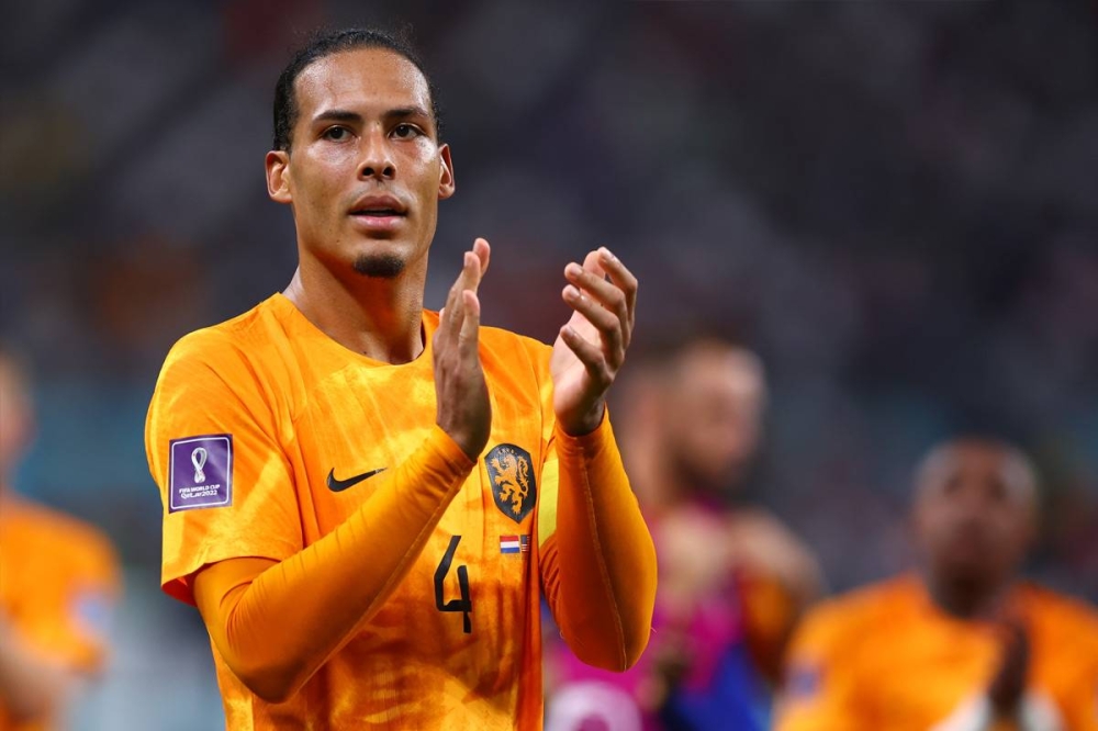 قائد دفاع المنتخب الهولندي فان دايك