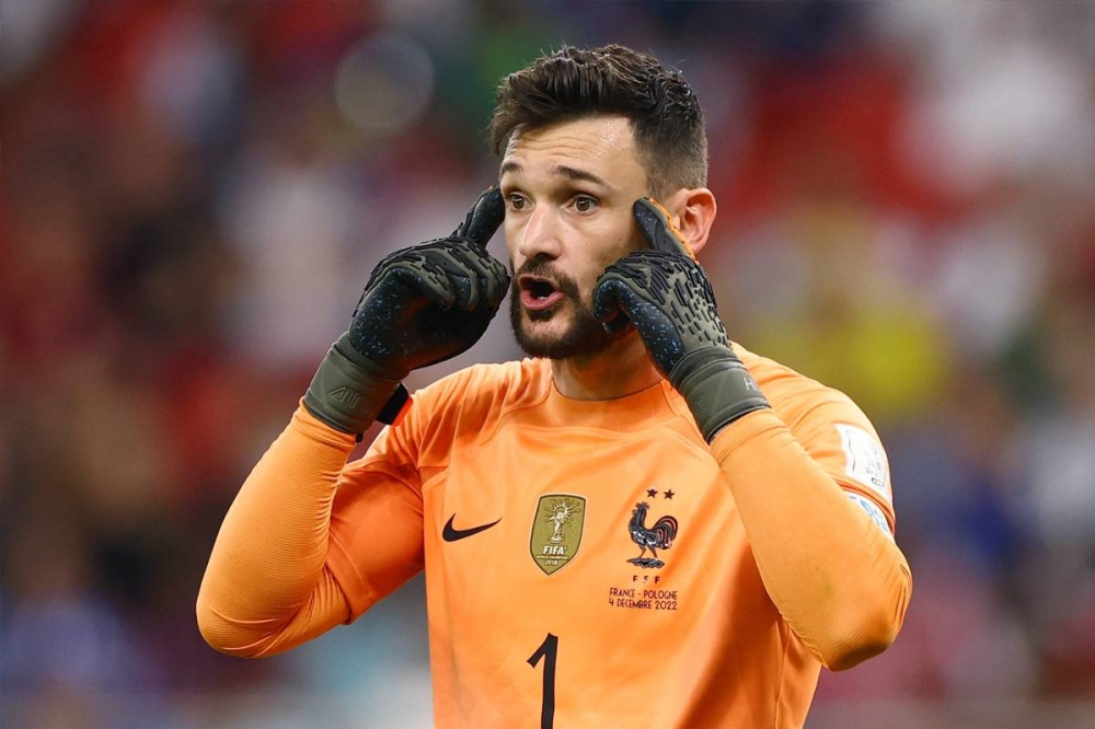 قائد فرنسا وحارسها هوغو لوريس