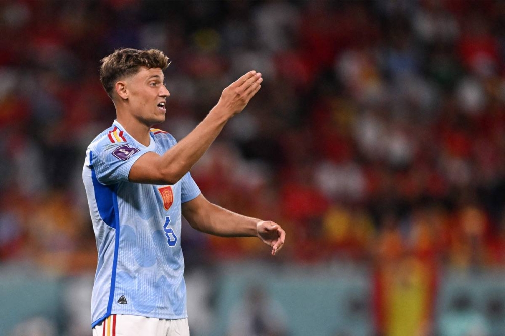 الظهير الأيمن للمنتخب الإسباني ماركوس 