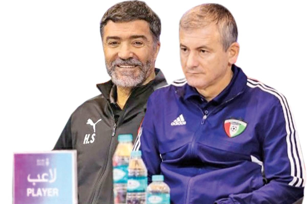 المدرب البرتغالي روي بينتو وومدرب البحرين البرتغالي هيليو سوزا