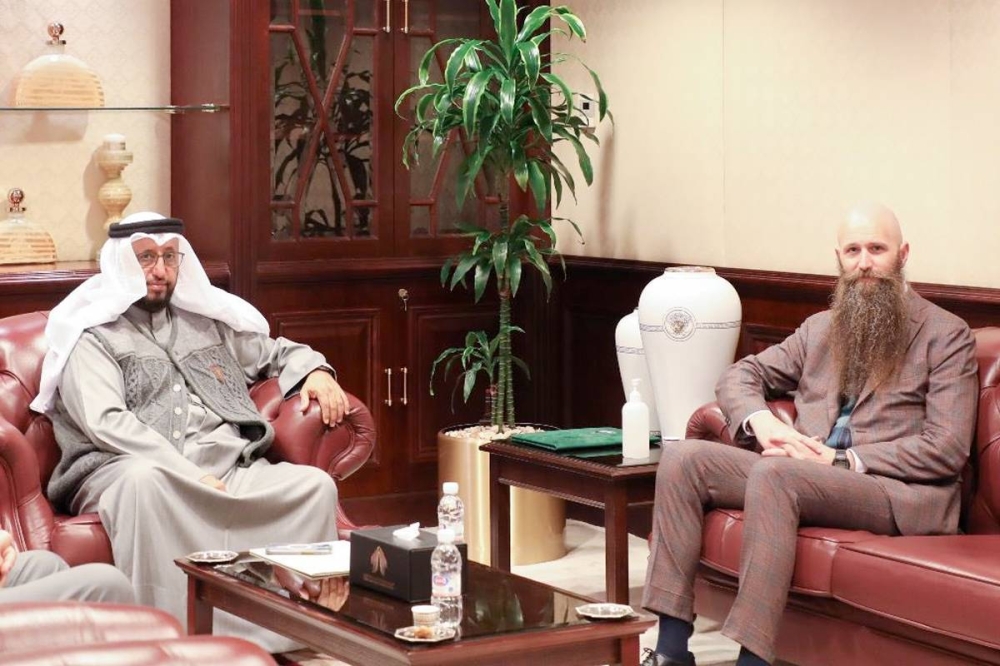 هولتسنايدر في زيارة لوزير شؤون مجلس الأمة ووزير الإسكان والتطوير العمراني