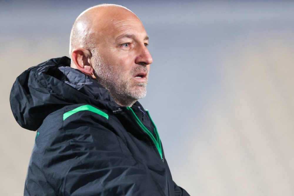 مدرب فريق العربي لكرة القدم البوسني روسمير سفيكو