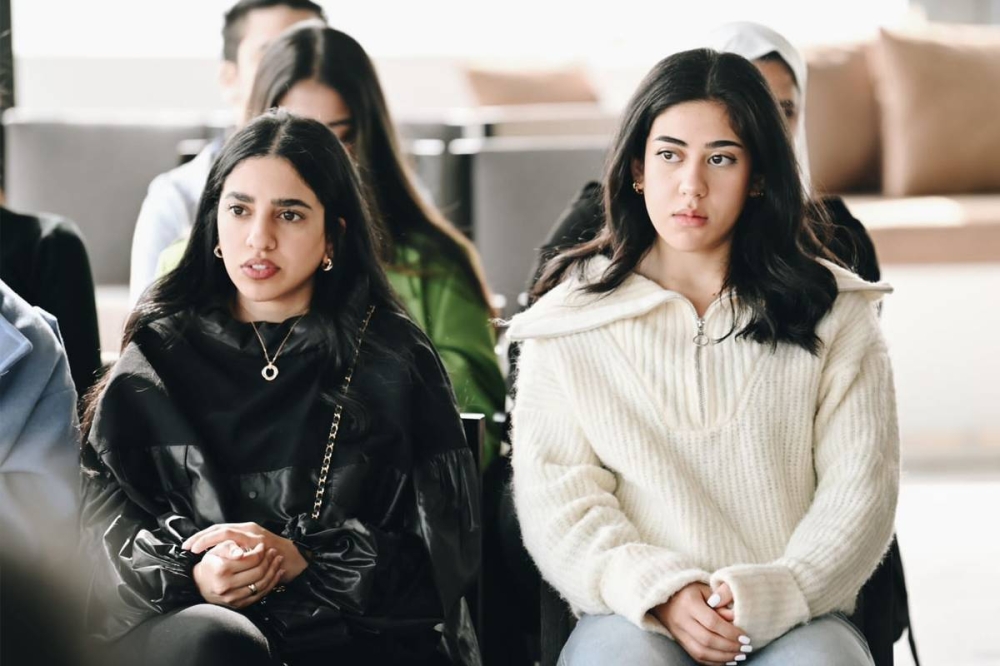 جانب آخر من حضور الجلسة