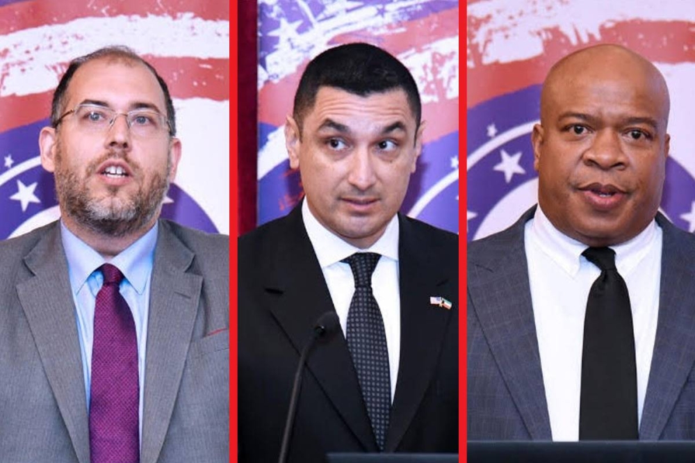 بيت سويفت ومانويل برادو وإريك بودزورسكي