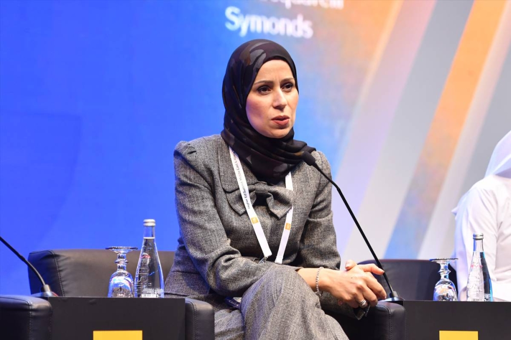 البروفيسور يسرى موزوغي رئيسة الجامعة الملكية للبنات في البحرين