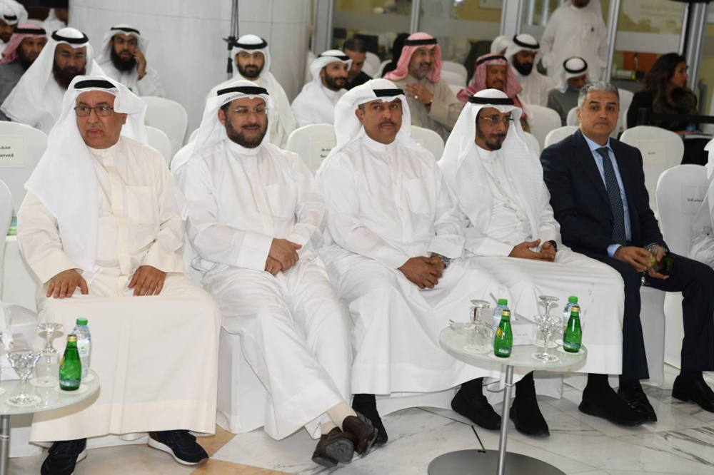 الرشود وشادي زهران في لقطة جماعية خلال «العمومية»