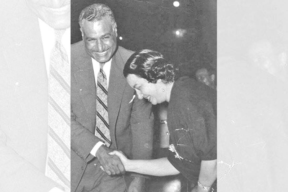 تصافح الرئيس جمال عبدالناصر