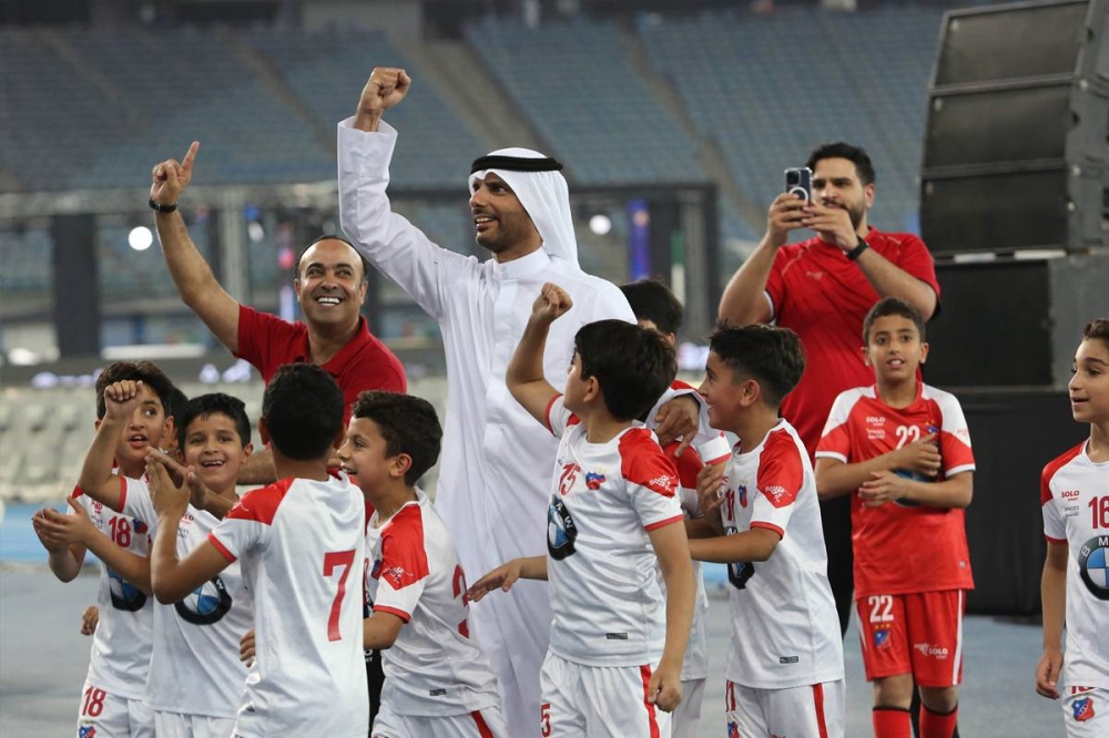 الغانم وعقلة والأشبال يرفعون شارة النصر