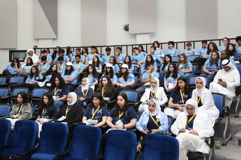 جانب من الفرق المشاركة