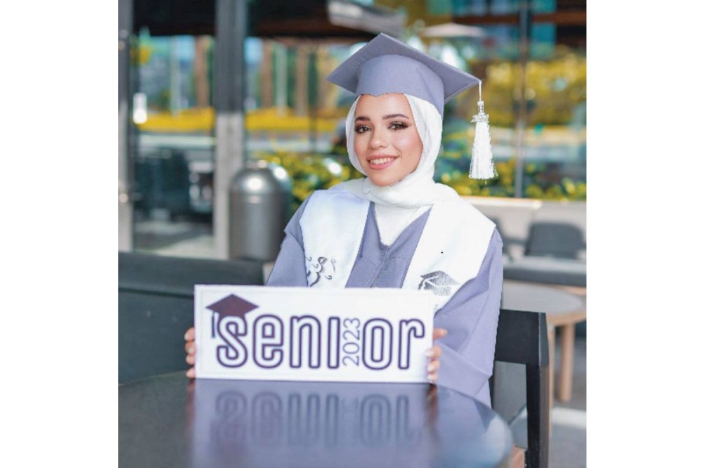 منة وليد عزت محمود