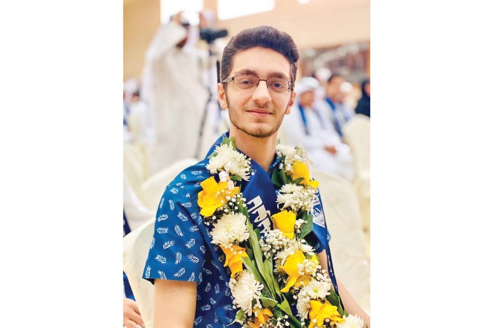 الطالب المتوفق عمرو أبوزيد