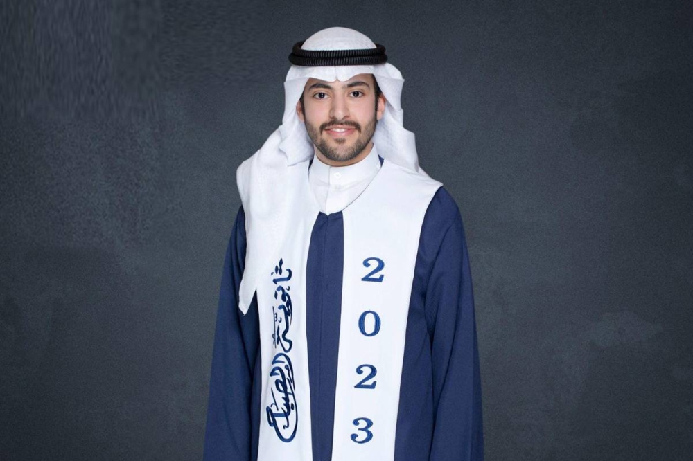 المتفوق عبدالعزيز فاضل الجباري