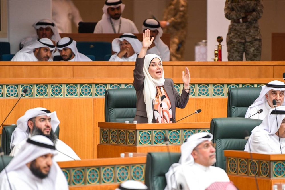 بوشهري تطلب الكلمة