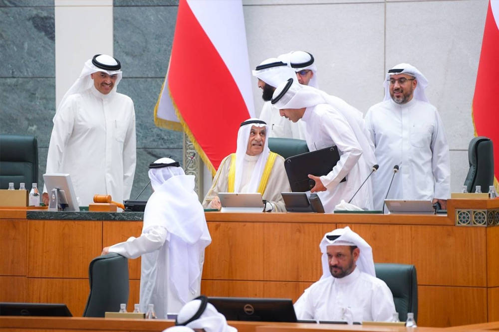 زحمة عند منصة الرئاسة