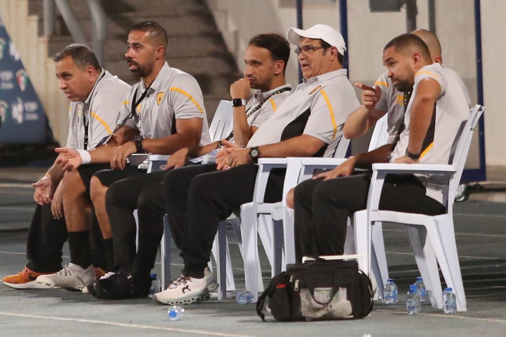 الطاقم الفني لنادي القادسية