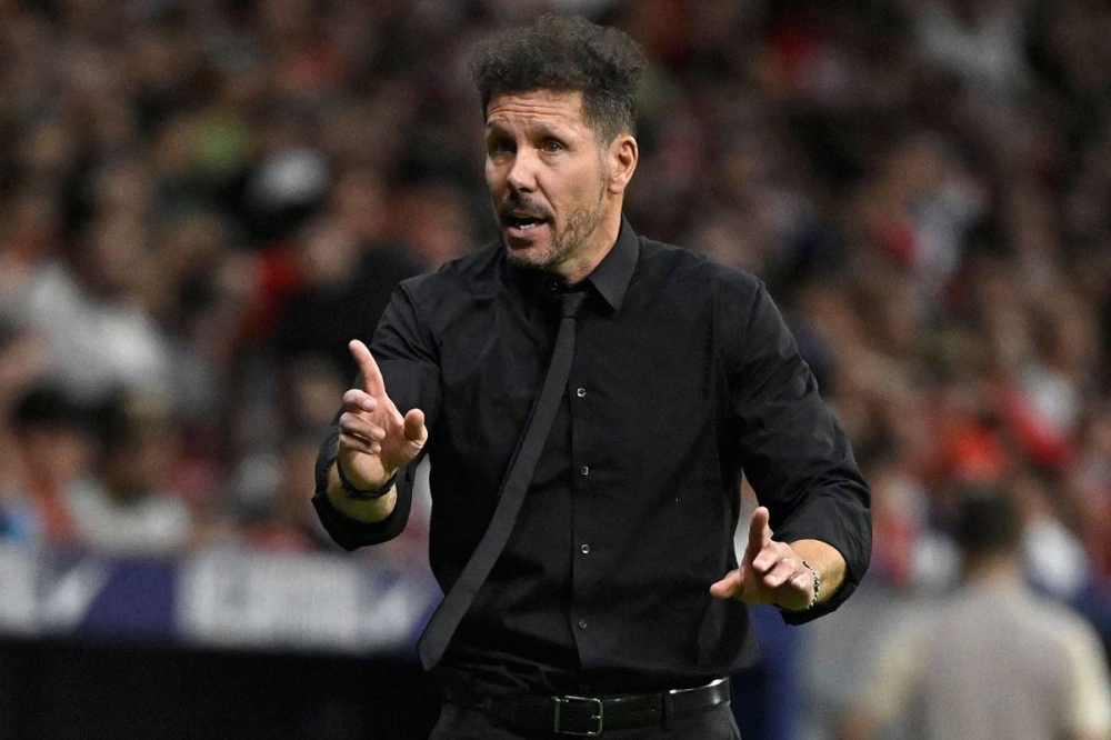 المدير الفني لأتلتيكو مدريد دييغو سيميوني 