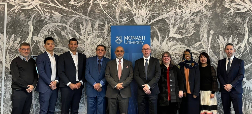 توقيع اتفاقية التعاون مع جامعة «موناش»