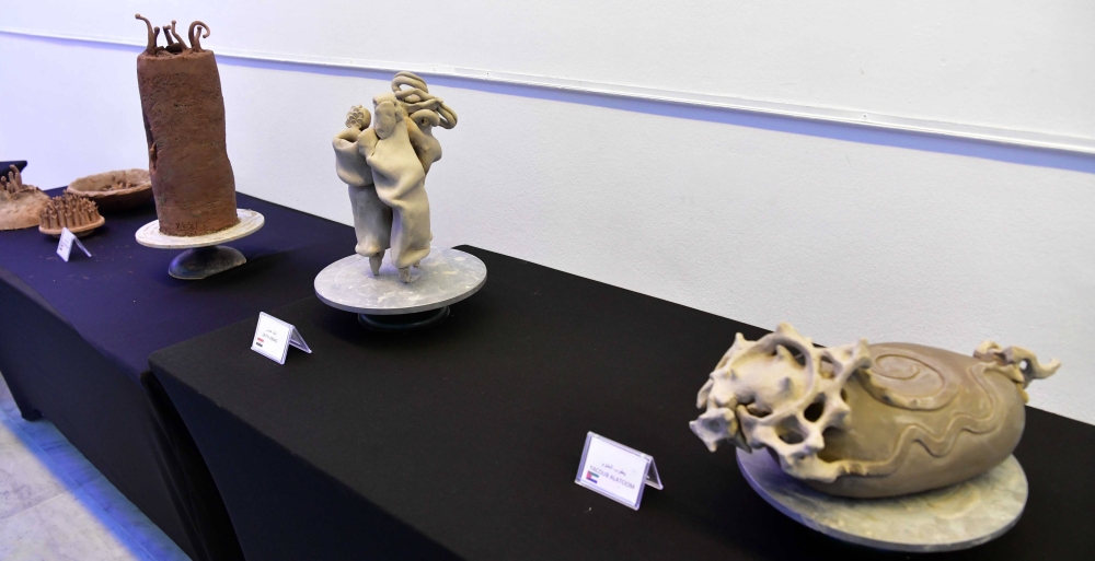 من الأعمال المعروضة