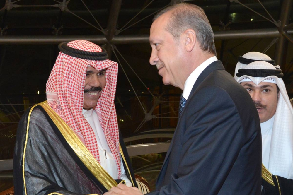 الأمير الراحل لدى استقباله الرئيس التركي
