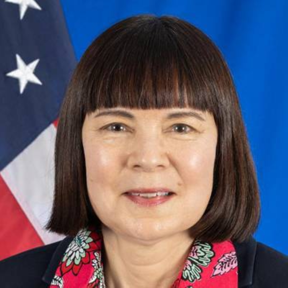 السفيرة الأميركية كارين ساساهارا