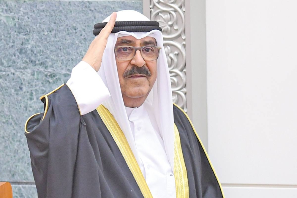 صاحب السمو محيياً أعضاء السلطتين بافتتاح الانعقاد الثاني