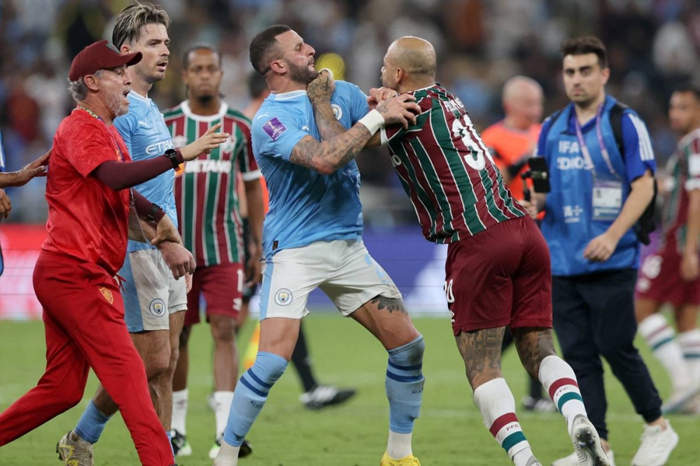 جانب من المشادة بين ميلو وكايل ووكر