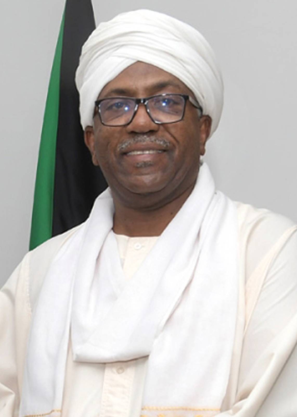 السفير السوداني عوض الكريم