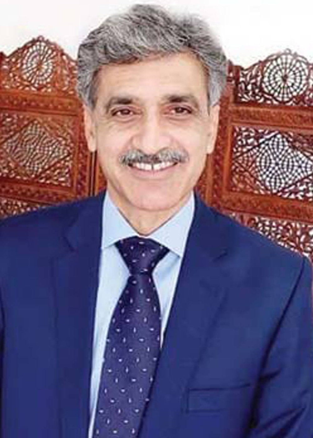 سفير باكستان مالك محمد فاروق