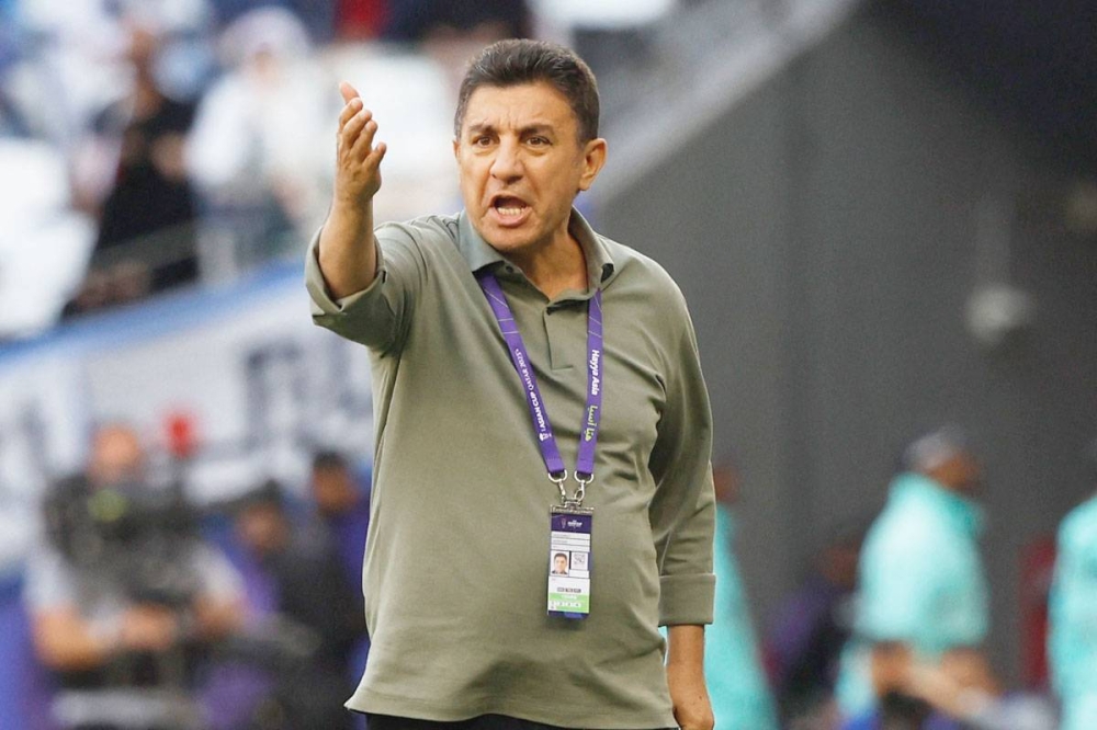 مدرب منتخب إيران أمير قلعة 