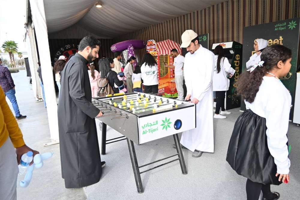 ... وجانب من الأنشطة