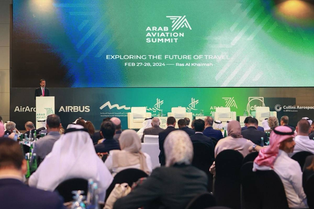 العلي متحدثاً