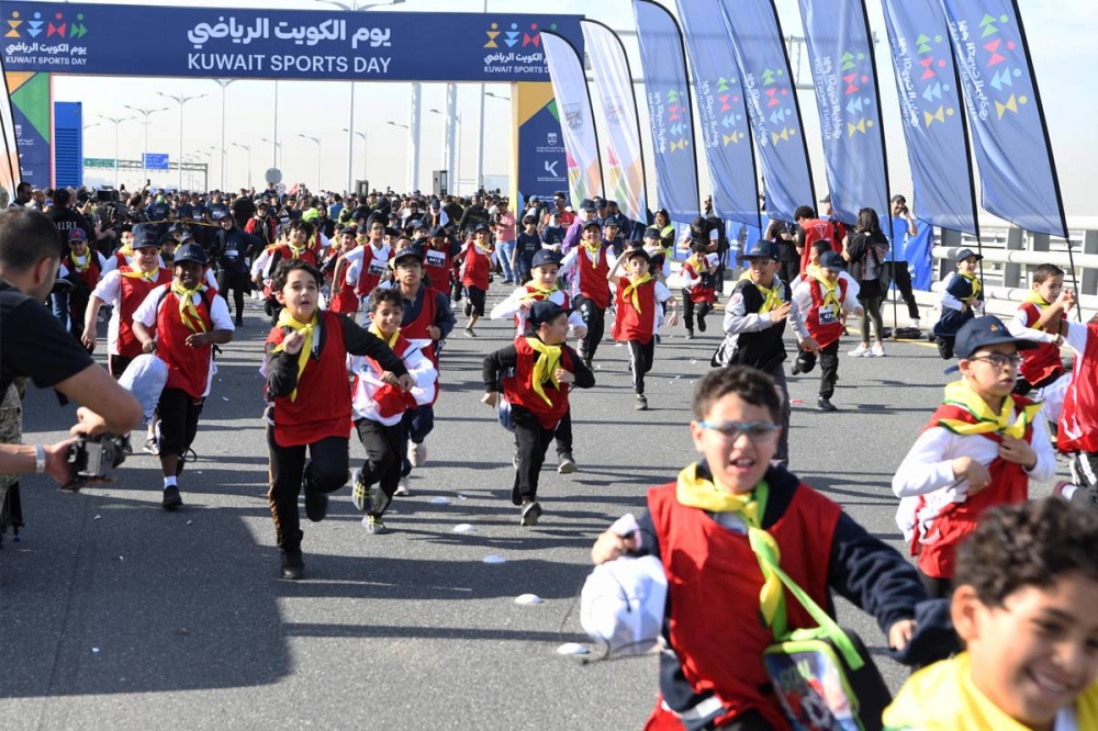 أشبال الكشافة نحو الهدف