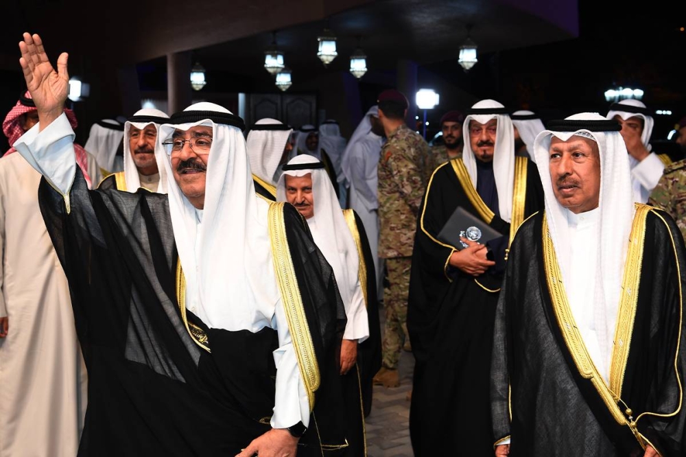 جانب من زيارة سمو أمير البلاد إلى ديوانية شعراء النبط