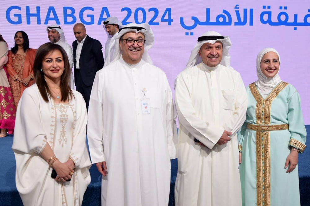 الرئيس التنفيذي للمجموعة بالوكالة عبدالله السميط ومقامس والأربش