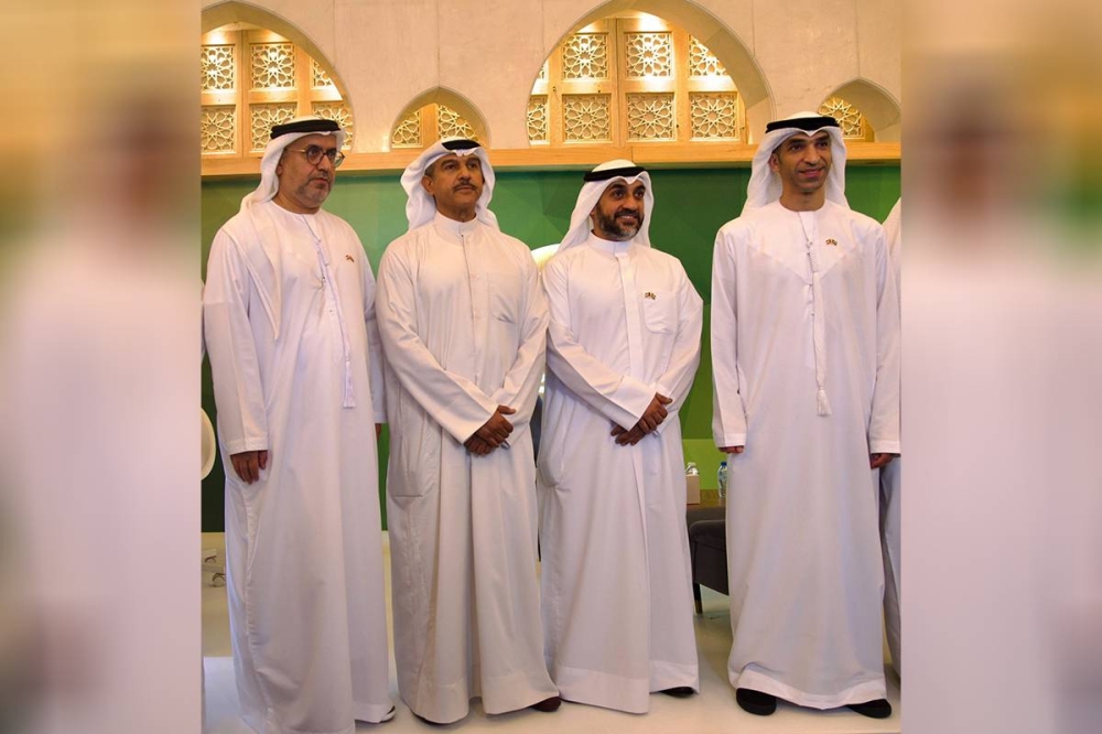 الرشود ووزير التجارة والصناعة عبدالله الجوعان والسفير الاماراتي د.مطر النيادي ووزير التجارة الخارجية الاماراتي د.ثاني الزيودي