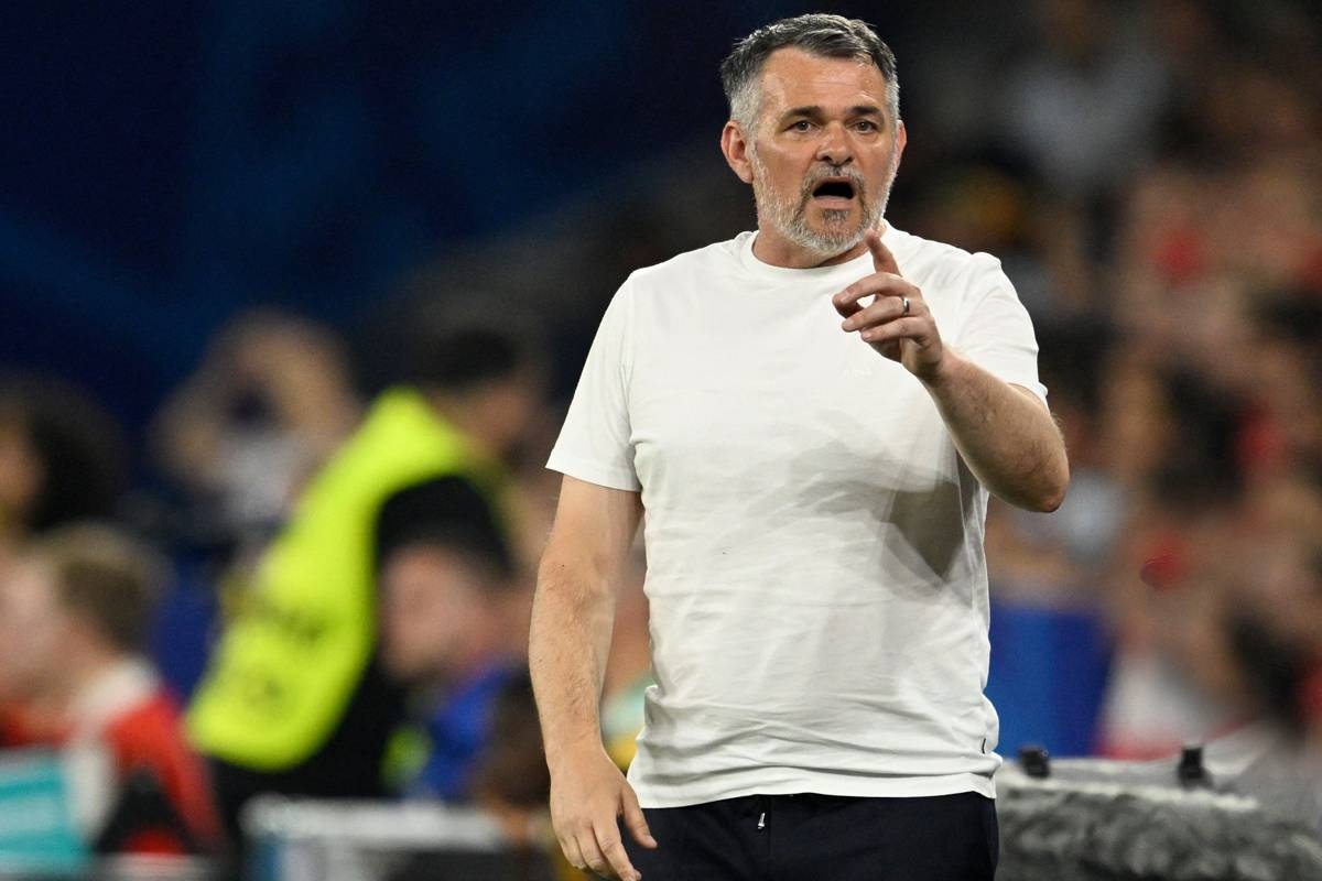 المدرب ويلي سانيول