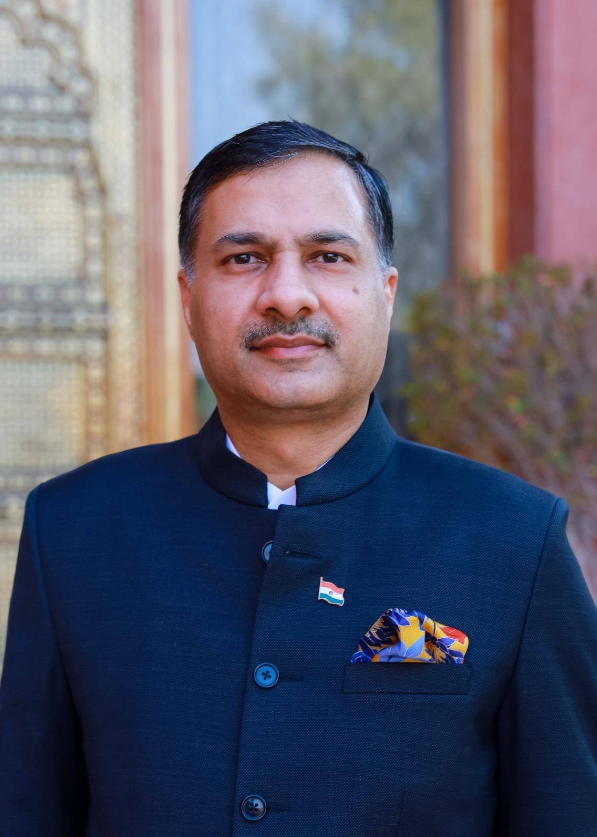 السفير الهندي لدى البلاد ادارش سويكا