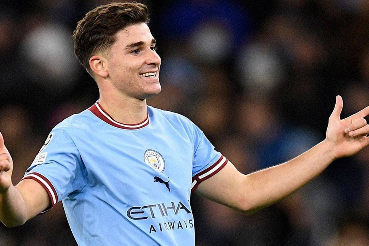  جوليان ألفاريز