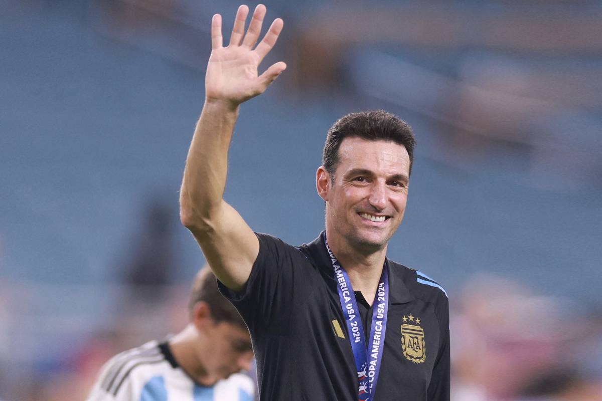 المدرب  ليونيل سكالوني