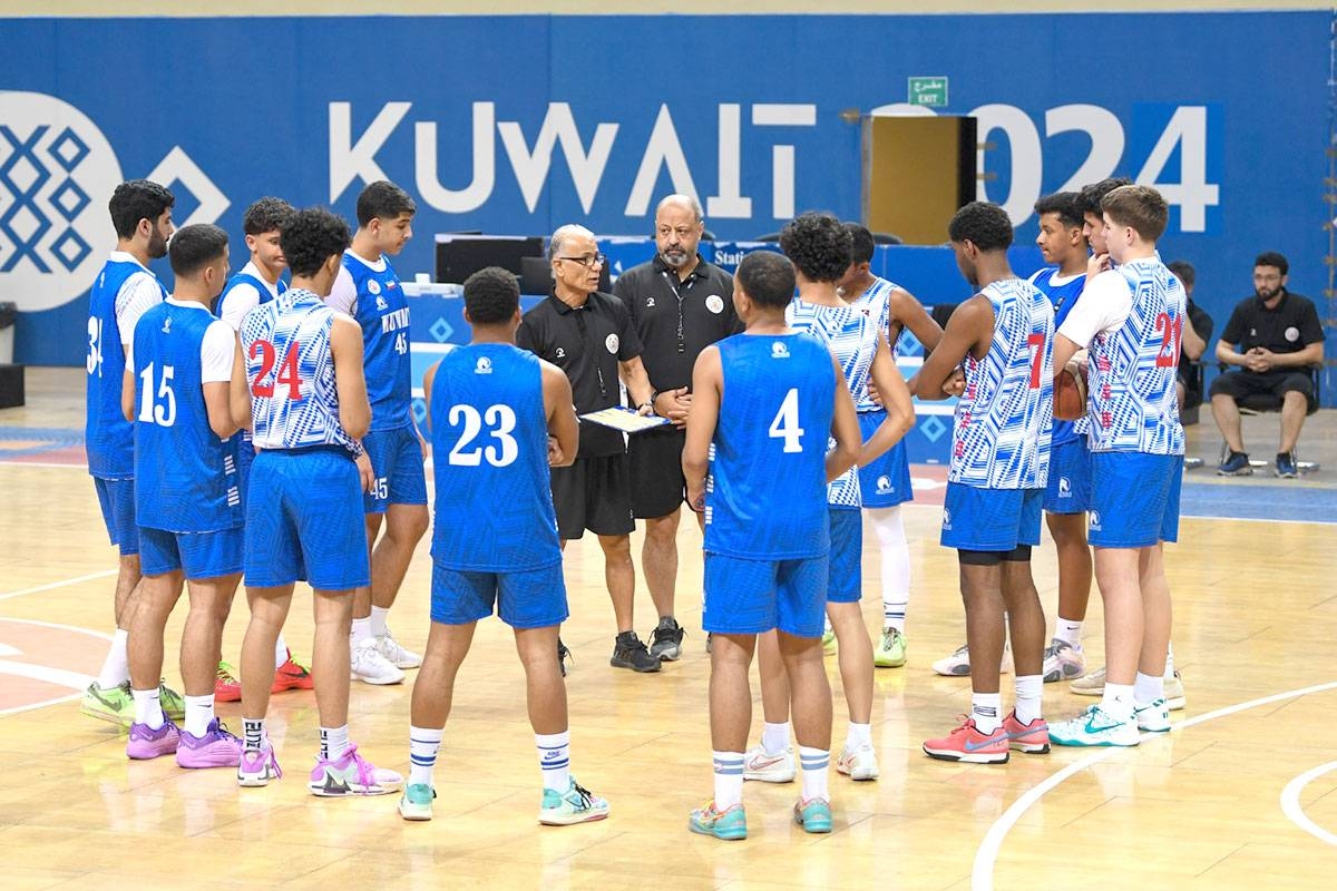 توجيهات لشباب أزرق السلة