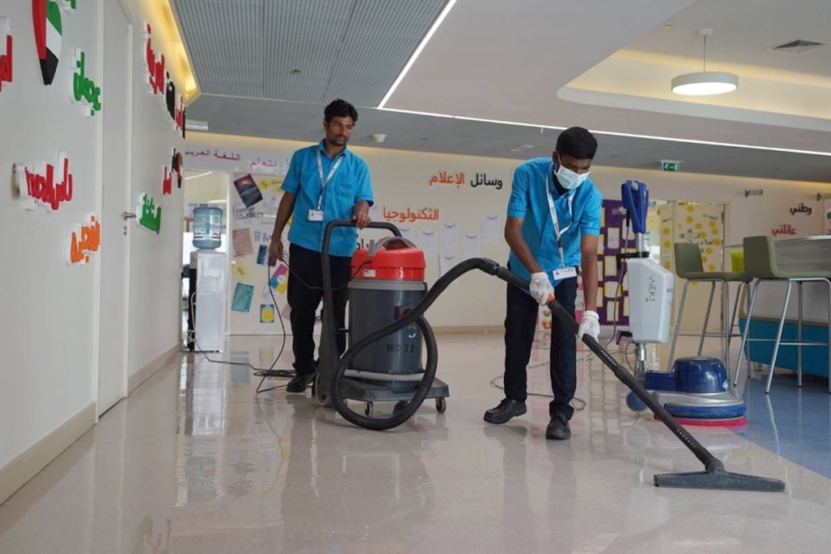 جانب من حملة تنظيف المدارس (أرشيف)