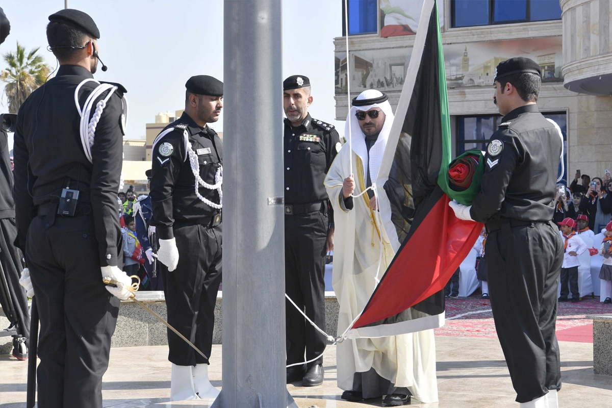 محافظ «مبارك الكبير» خلال المناسبة